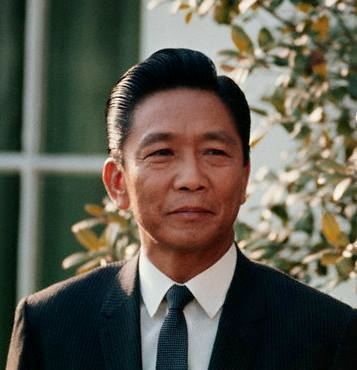 Ferdinand Marcos 9455325527806714299101346819791njpg