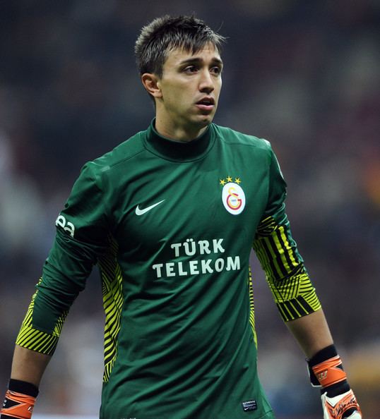 Fernando Muslera Fernando Muslera Photos Galatasaray AS v Trabzonspor AS