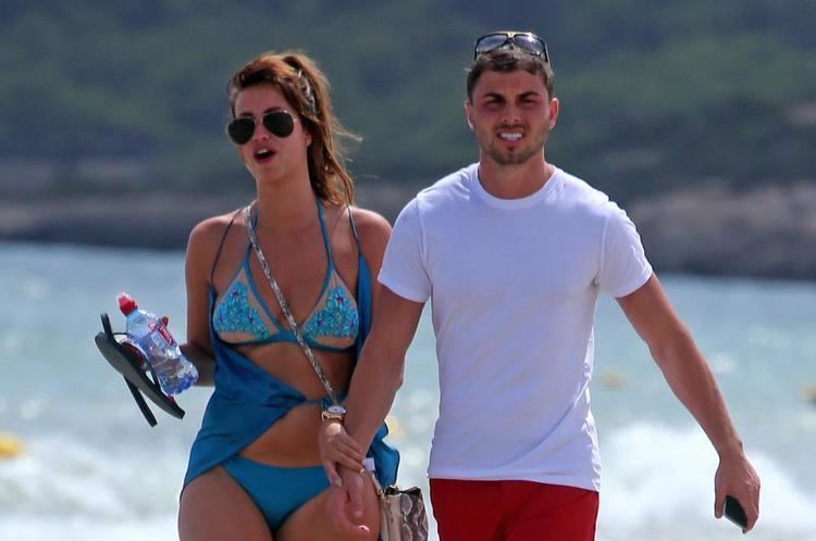 Ferne McCann When is Ferne McCanns baby due who is the father Arthur Collins