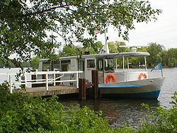 Ferry transport in Berlin httpsuploadwikimediaorgwikipediacommonsthu