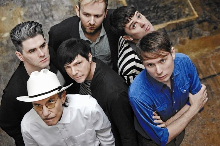 FFS (band) Mutual fans Franz Ferdinand and Sparks team for 39FFS39 album and tour