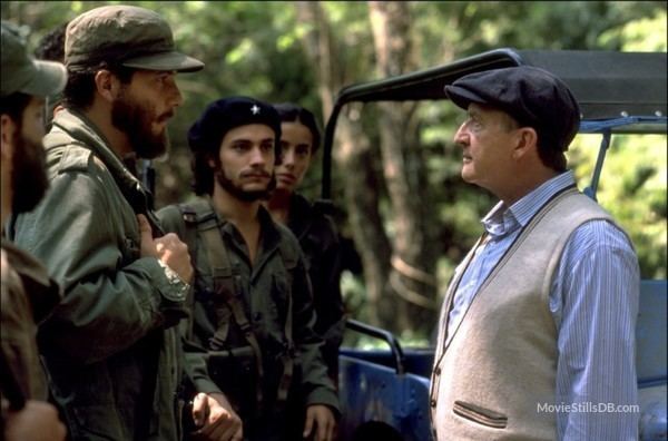 Fidel (2002 film) Fidel Publicity still of Gael Garca Bernal amp Cecilia Surez