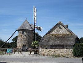 Fierville-les-Mines httpsuploadwikimediaorgwikipediacommonsthu
