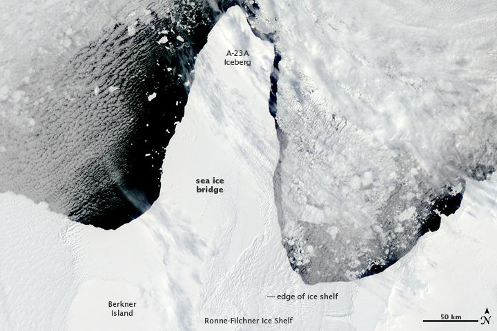 Filchner-Ronne Ice Shelf Rapid Sea Ice Breakup along the RonneFilchner Ice Shelf Natural