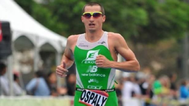 Filip Ospalý Filip Ospal se u poosm raduje z titulu triatlonista roku Sport