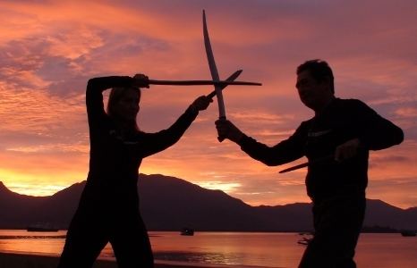 Filipino martial arts Honolulu Museum of Art The Bladed Hand The Global Impact of the