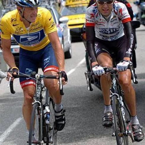 Filippo Simeoni Simeoni quotArmstrong and past still haunt mequot Cyclingnewscom