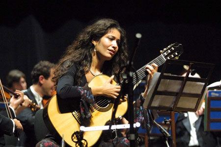 Filomena Moretti Filomena Moretti Guitar Short Biography