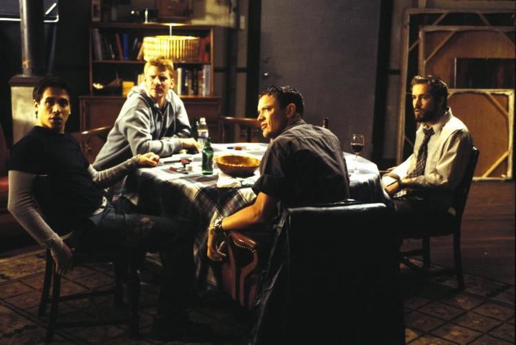 Finders Fee movie scenes FINDER S FEE Erik Palladino Dash Mihok Matthew Lillard Ryan Reynolds 2001