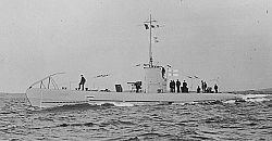 Finnish submarine Vetehinen httpsuploadwikimediaorgwikipediacommonsthu