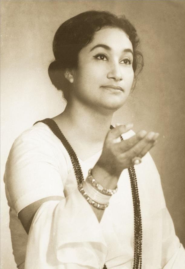 Firoza Begum (singer) httpsuploadwikimediaorgwikipediacommons44
