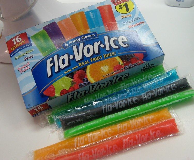 Fla-Vor-Ice Sugar Swings Serve Some FlaVorIce Cupcakes