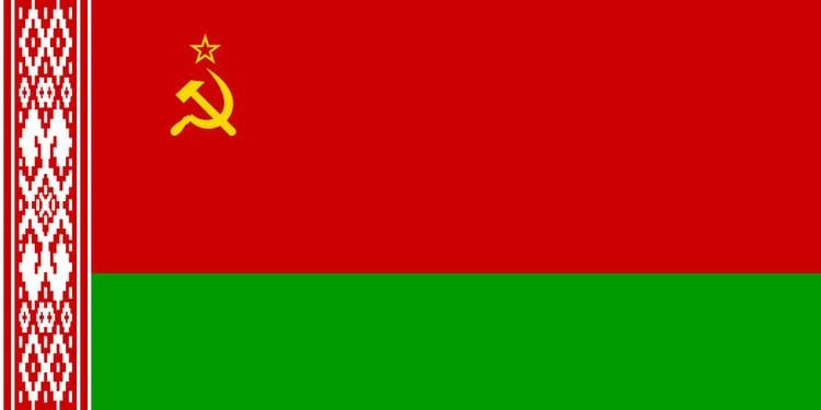 Flag of the Republic of Belarus in 1991 with the coat of arms 90x135 cm 