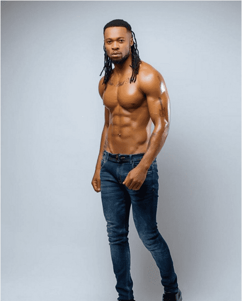 Flavour N'abania Flavour N39abania shares his strong man photo