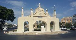 Fleur-de-Lys, Malta httpsuploadwikimediaorgwikipediacommonsthu