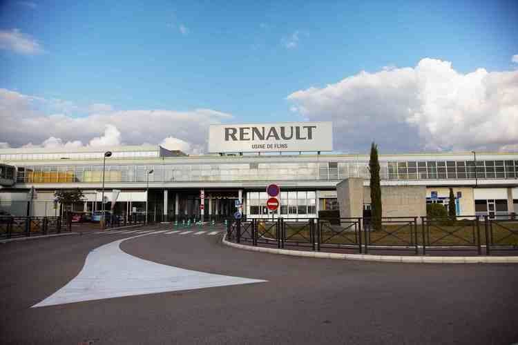 Flins Renault Factory Renault Flins et Douai menaces Automobile