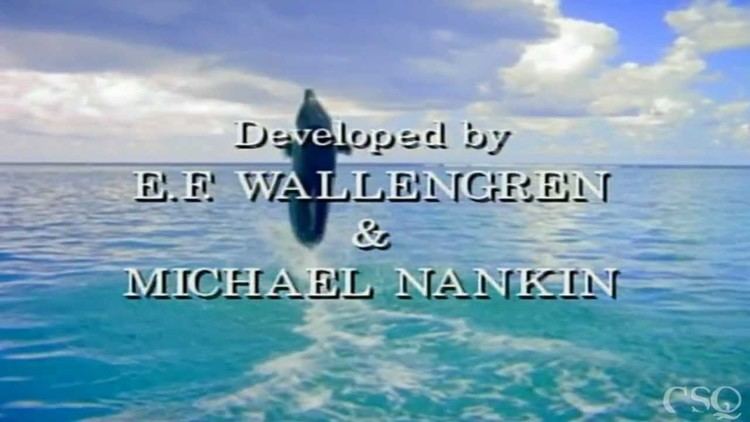 Flipper (1995 TV series) Flipper 1995 Season 1 Intro YouTube