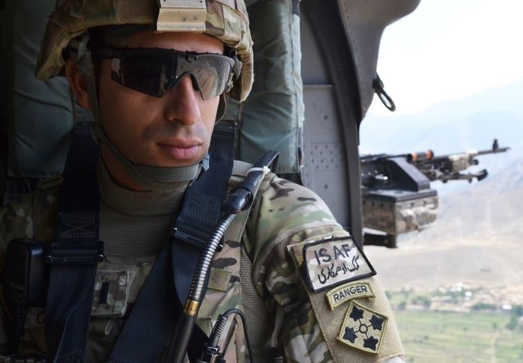 Florent Groberg Soldier who tackled suicide bomber to receive Medal of
