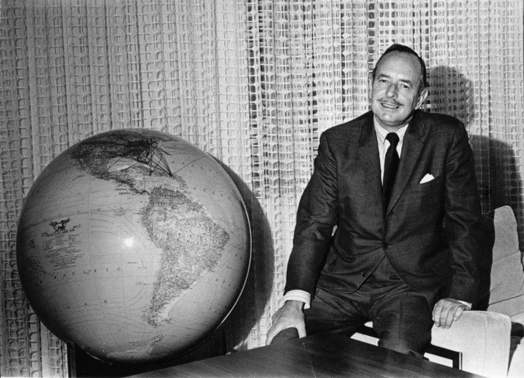 Floyd D. Hall Floyd D Hall Head of Eastern Airlines Dies at 96 The New York Times