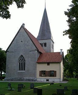 Follingbo Church httpsuploadwikimediaorgwikipediacommonsthu