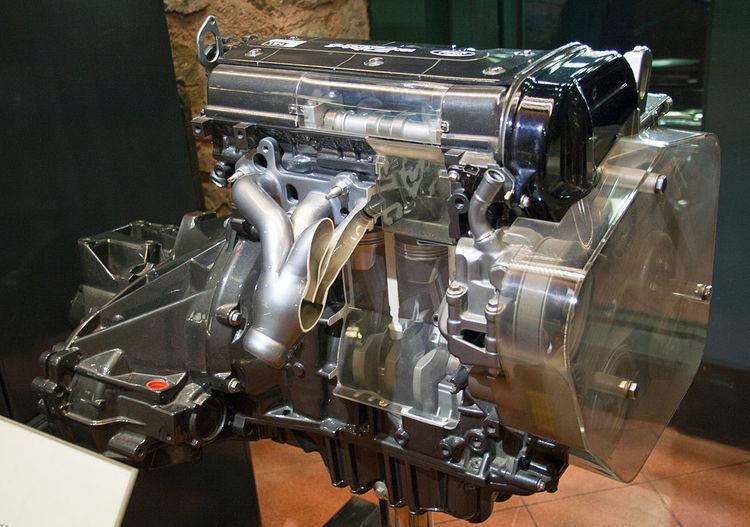 Ford Zetec-S 1.6 16V engine.jpg