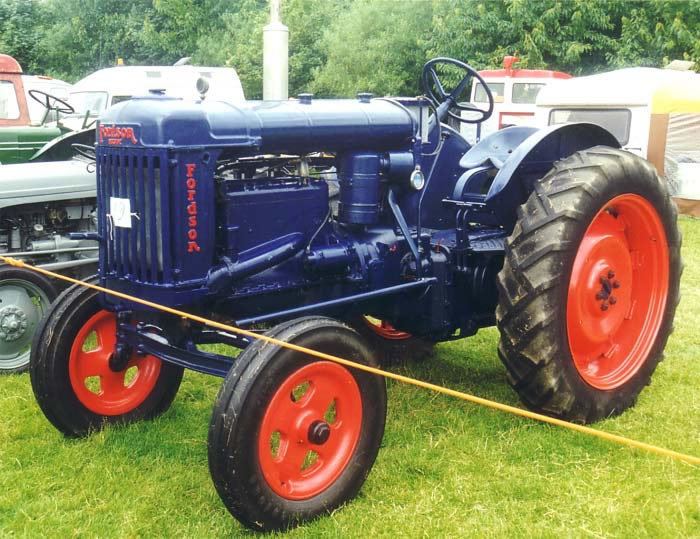 Fordson Fordson Major Model E27N Tractor 1947