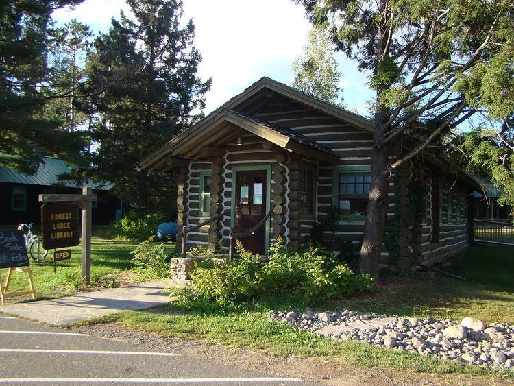 Forest Lodge Library