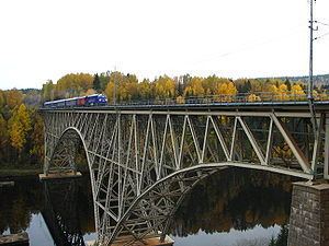 Forsmo Bridge httpsuploadwikimediaorgwikipediacommonsthu