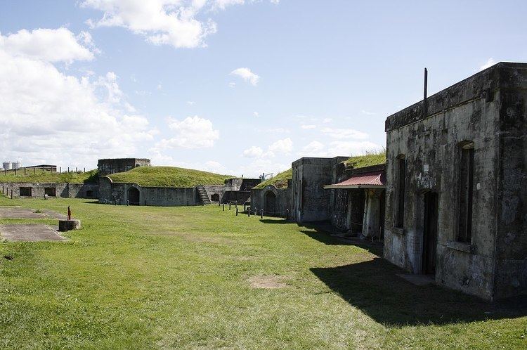 Fort Lytton httpsuploadwikimediaorgwikipediacommonsthu