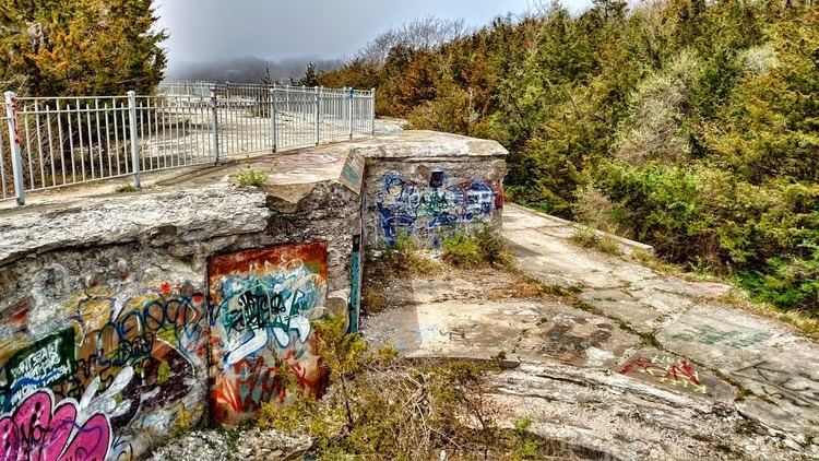 Fort Wetherill State Park Thriving Nature In Photos Fort Wetherill in Graffiti with