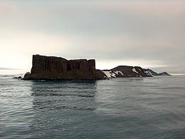Fort William (Robert Island) httpsuploadwikimediaorgwikipediacommonsthu