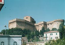 Fortezza Medicea restaurant httpsuploadwikimediaorgwikipediacommonsthu