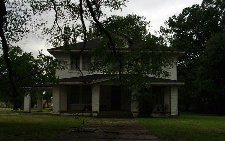 Foster House (420 South Spruce Street, Hope, Arkansas)