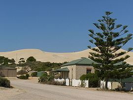 Fowlers Bay, South Australia httpsuploadwikimediaorgwikipediacommonsthu