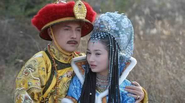 Fragrant Concubine Qianlong and Fragrant Imperial Concubine