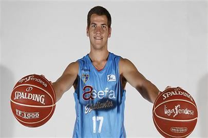 Fran Guerra Fran Guerra jugar cedido en el Fora Lleida Baloncesto