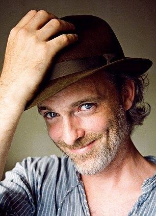 Fran Healy (musician) Why Travis owe it all to a nasty neighbour Frontman Fran Healy