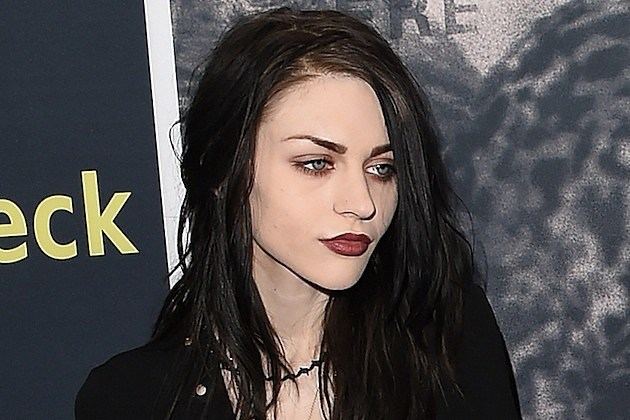 Frances Bean Cobain Frances Bean Cobain Weds Without Courtney Love39s Knowledge