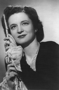 Frances Blaisdell Stanfords trailblazing flutist Frances Blaisdell dies at 97
