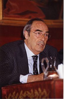 Francisco José Ynduráin httpsuploadwikimediaorgwikipediacommonsthu