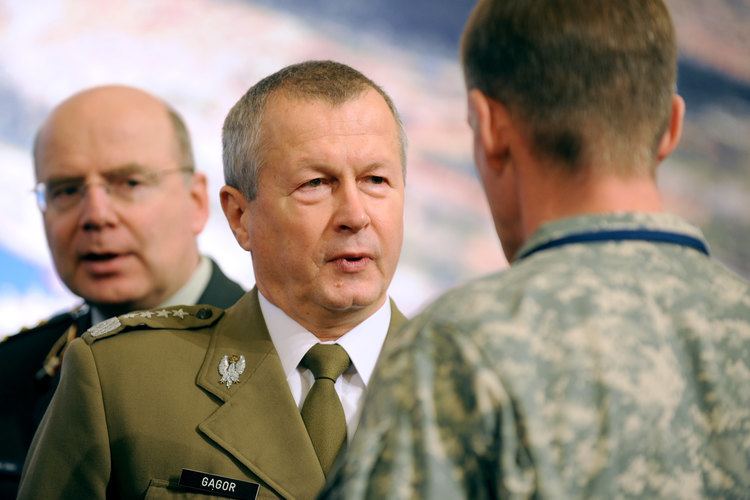 Franciszek Gągor FilePolish Armed Forces Gen Franciszek Ggor speaks with US Army