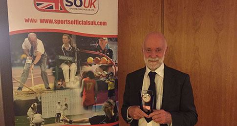 Frank Clewlow Frank Clewlow receives Lifetime Achievement Award 2016 SOUK Awards