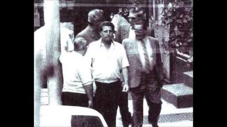 Thomas Carbonaro, Louis Vallario, Frank D'Apolito, Peter Gotti, Frank LoCascio while walking