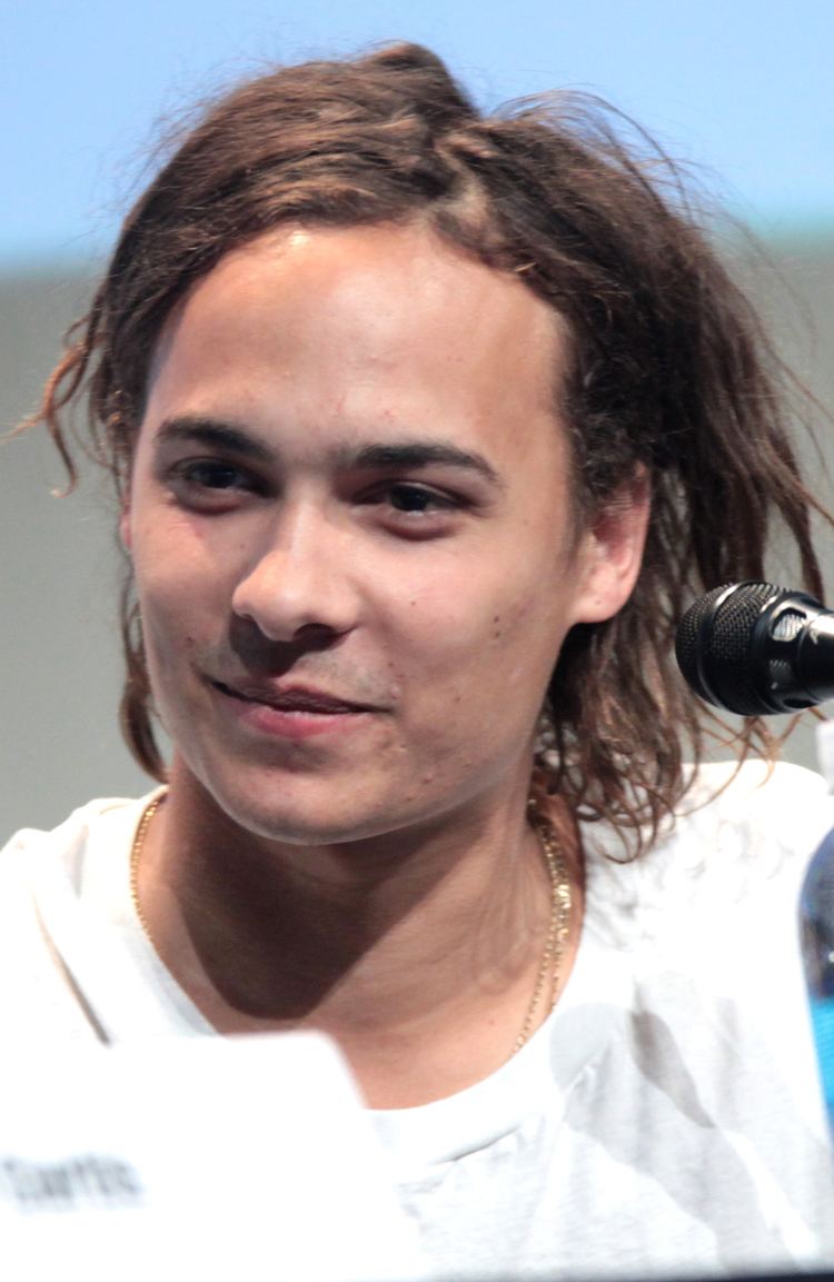 Frank Dillane httpsuploadwikimediaorgwikipediacommons99