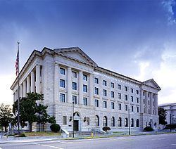 Frank M. Johnson Jr. Federal Building and United States Courthouse httpsuploadwikimediaorgwikipediacommonsthu