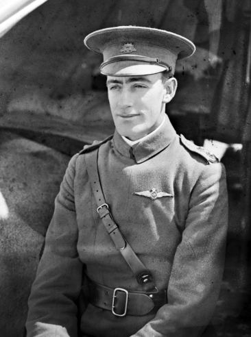Frank McNamara (VC) Frank McNamara The first Australian aviator to win the Victoria