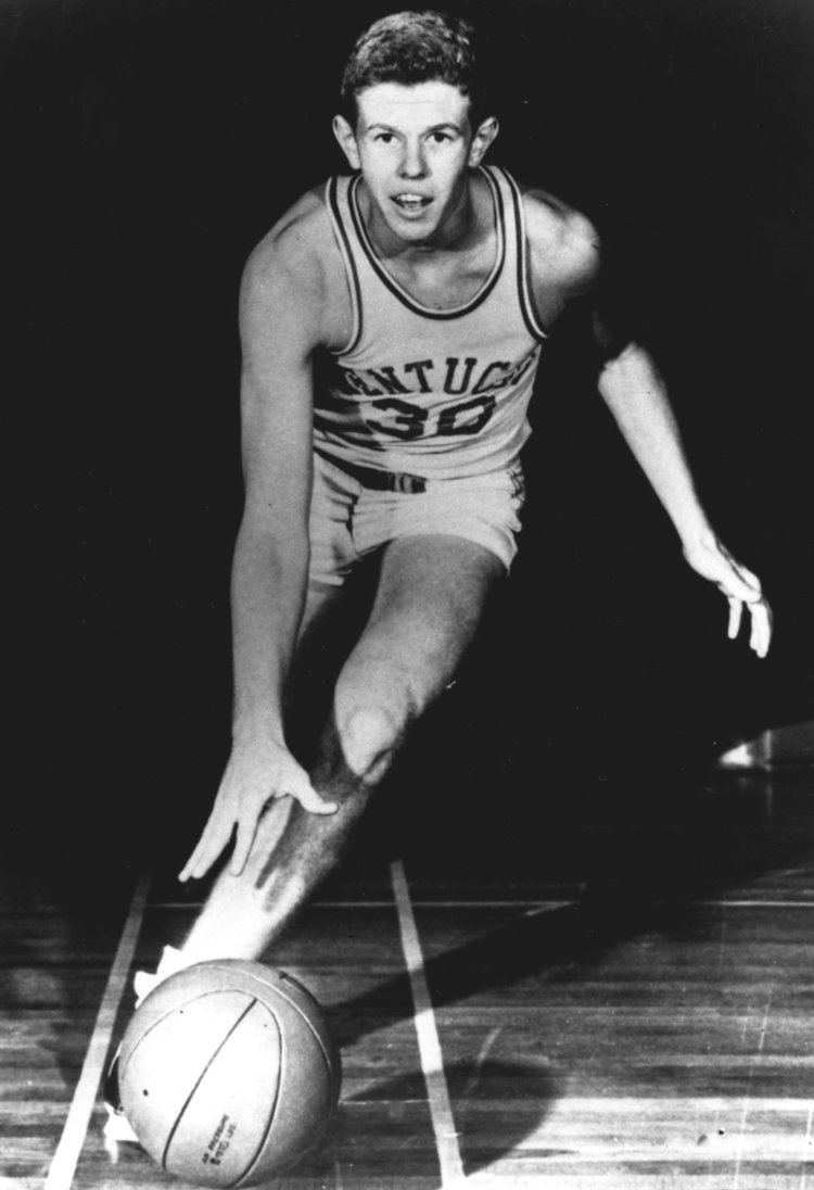 Frank Ramsey (basketball) Frank Ramsey 195154 basketball team member Kentucky
