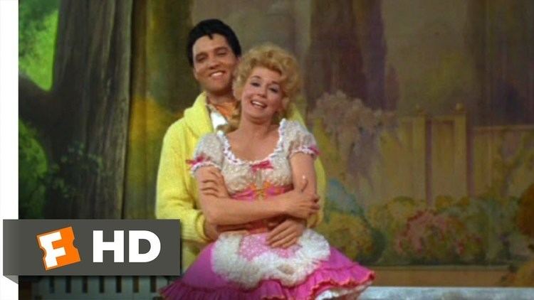 Frankie and Johnny (1966 film) Frankie and Johnny 112 Movie CLIP Petunia the Gardeners