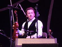 Frankie Gavin (musician) httpsuploadwikimediaorgwikipediacommonsthu