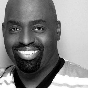 Frankie Knuckles httpsa1imagesmyspacecdncomimages0334177e3